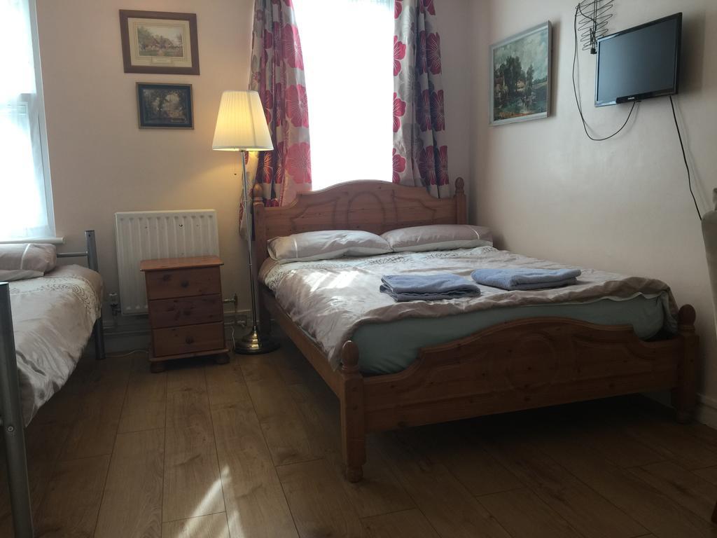 Central Greenwich Guest Rooms Лондон Экстерьер фото
